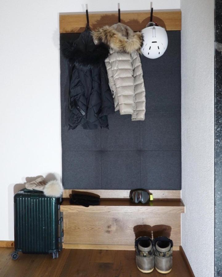 Skilodge Oberlech ภายนอก รูปภาพ